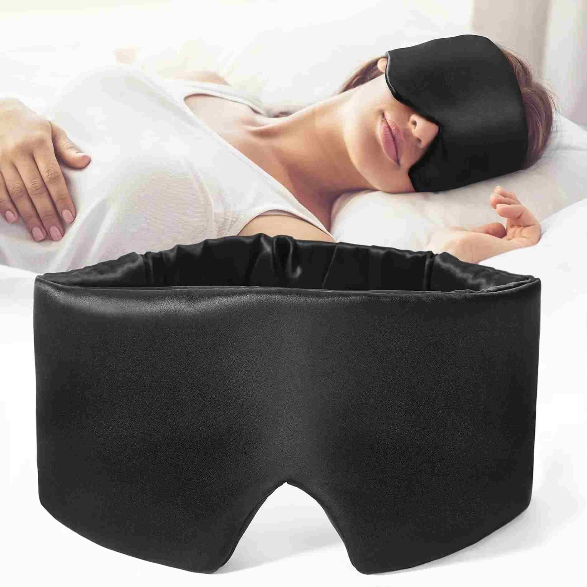 women lie on bed with product wear and bottom product big image 